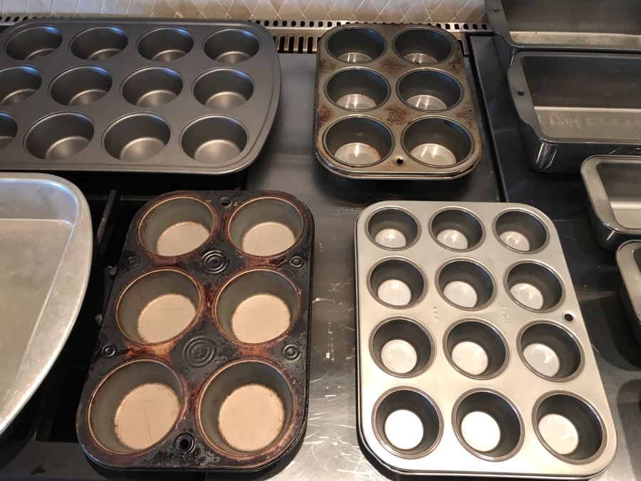 10 Piece Baking Pan Lot [Photo 6]