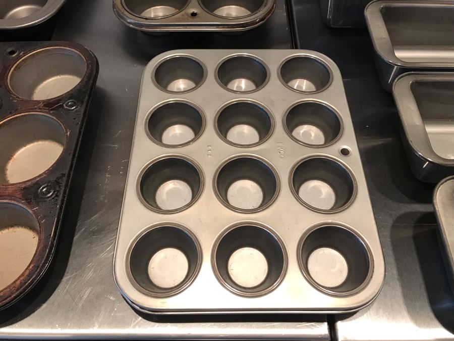 10 Piece Baking Pan Lot [Photo 5]