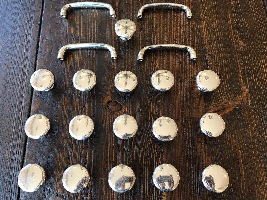 Polished Metal Door Pulls Hardware [Photo 5]