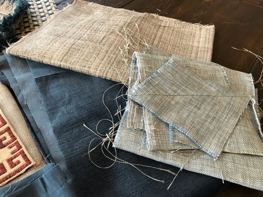 Various High End Fabrics Remnants [Photo 11]