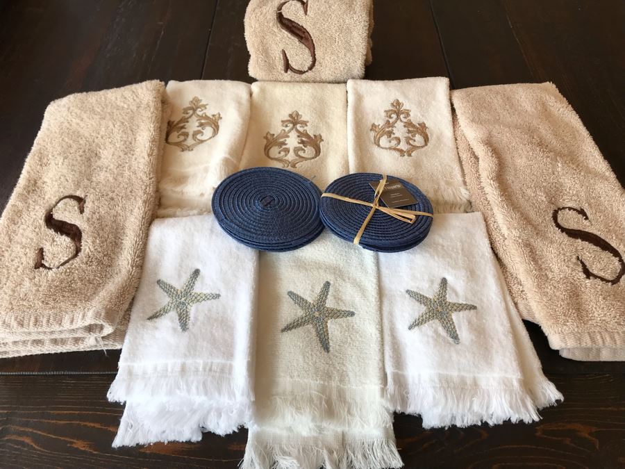Various Bathroom Hand Towels And Set Of Coasters [Photo 2]