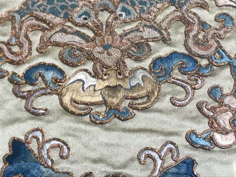 Framed Chinese Silk Embroidery With Overhead Lighting 15 X 27 [Photo 11]