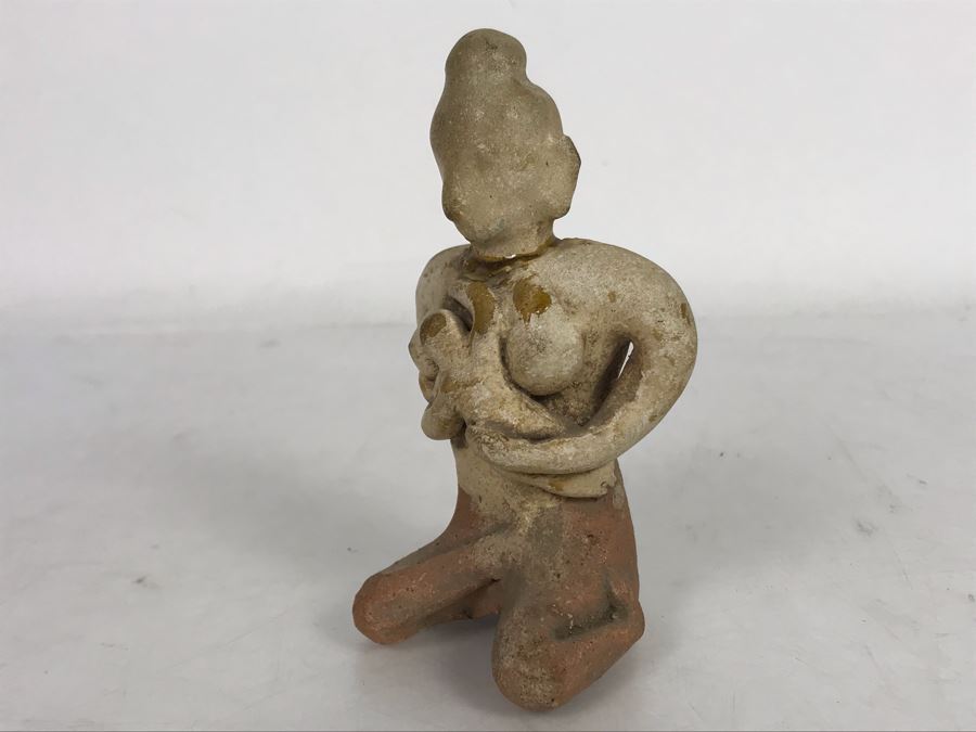 (6) Pre-Columbian Terracotta Figures Artifacts - Estimate $300-$400 [Photo 67]