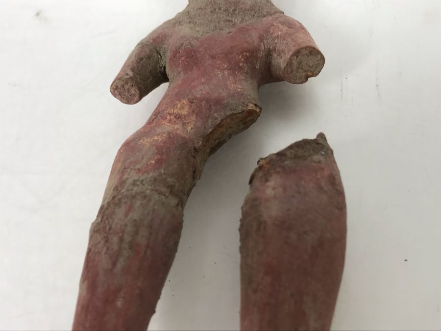 (6) Pre-Columbian Terracotta Figures Artifacts - Estimate $300-$400 [Photo 53]