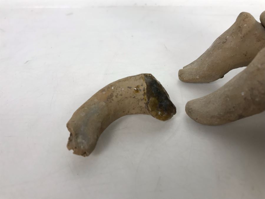 (6) Pre-Columbian Terracotta Figures Artifacts - Estimate $300-$400 [Photo 34]