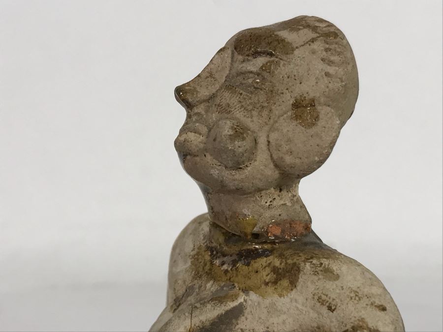 (6) Pre-Columbian Terracotta Figures Artifacts - Estimate $300-$400 [Photo 46]