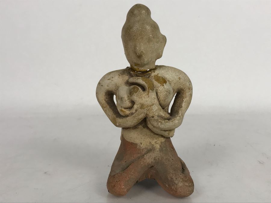 (6) Pre-Columbian Terracotta Figures Artifacts - Estimate $300-$400 [Photo 58]