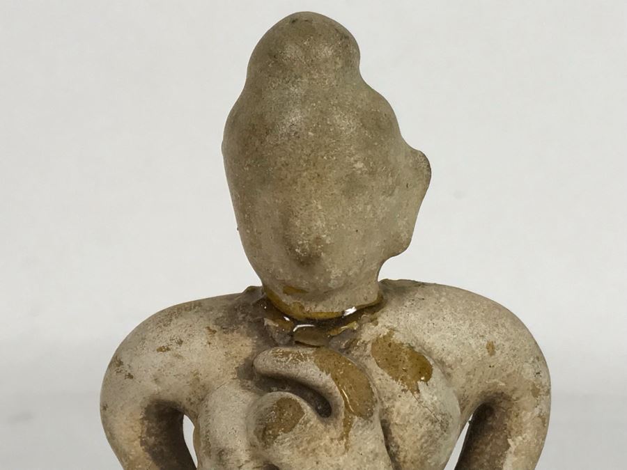 (6) Pre-Columbian Terracotta Figures Artifacts - Estimate $300-$400 [Photo 60]