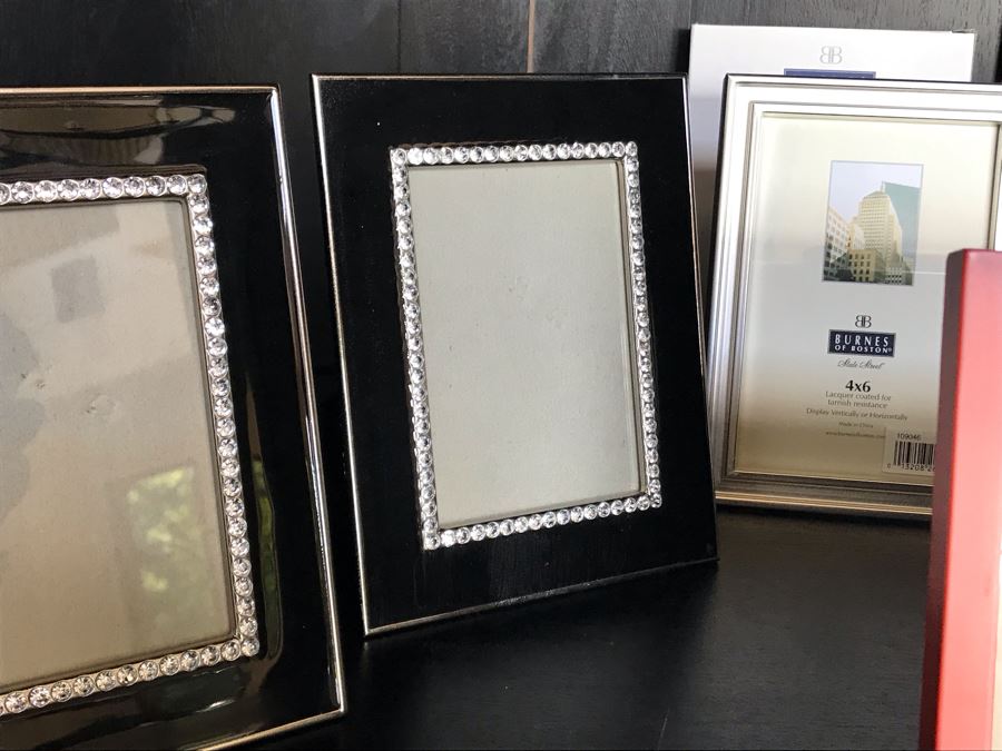Picture Frame Lot [Photo 4]