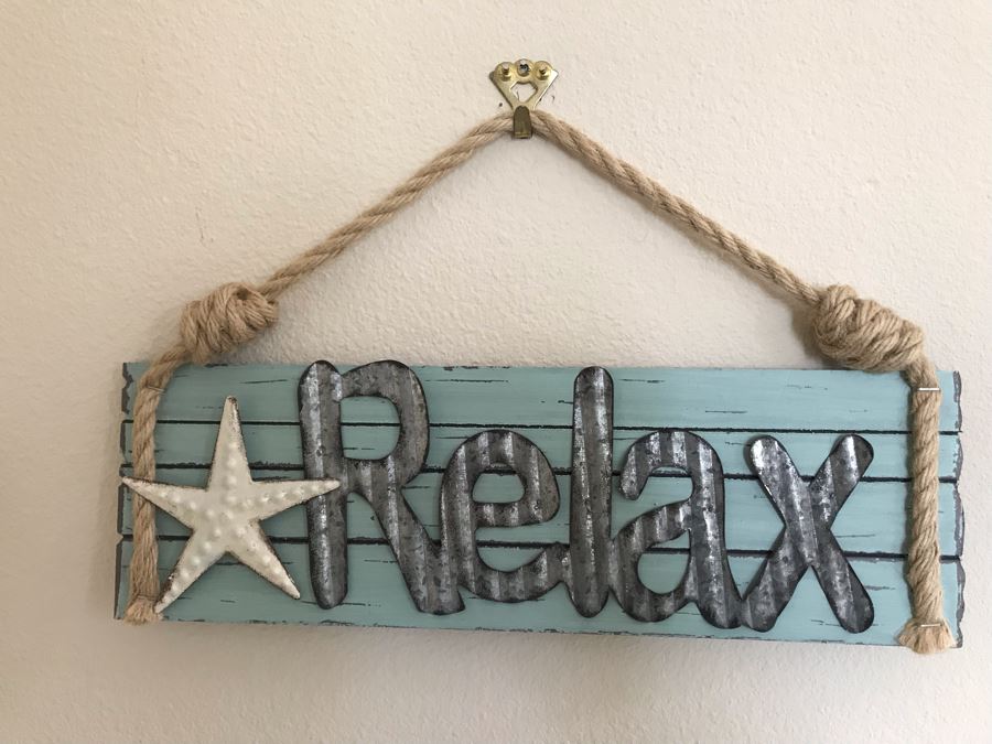 Wall Decor Sign: Relax 17W [Photo 1]