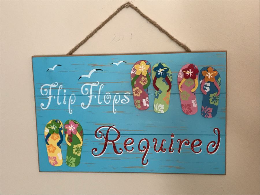 Wall Decor Sign: Flip Flops Required 18.5W [Photo 1]
