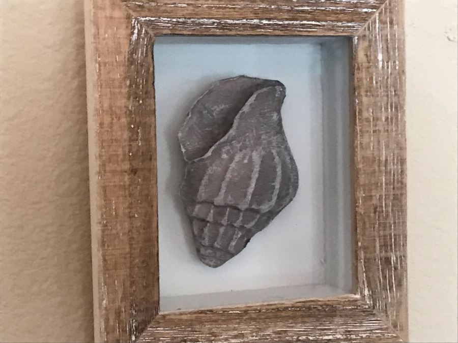 Wall Decor: Shell, Seahorse, Life Preserver Ring Shadowbox Framed 5W X 24H [Photo 5]