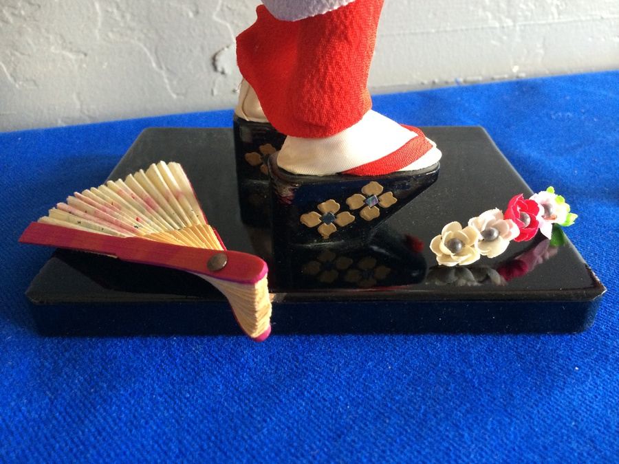 Japanese Geisha Doll [Photo 8]