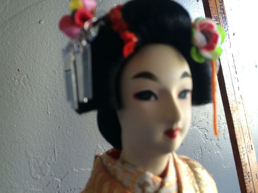 Japanese Geisha Doll [Photo 4]