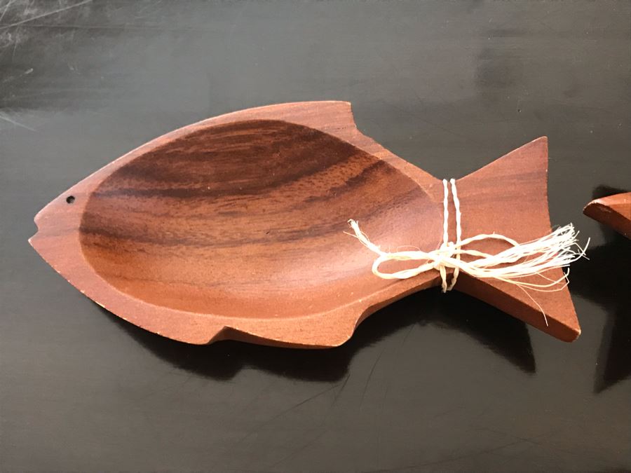 Pair Of Wooden Fish And Pineapple Bowls By TropEco Hawaii  [Photo 4]