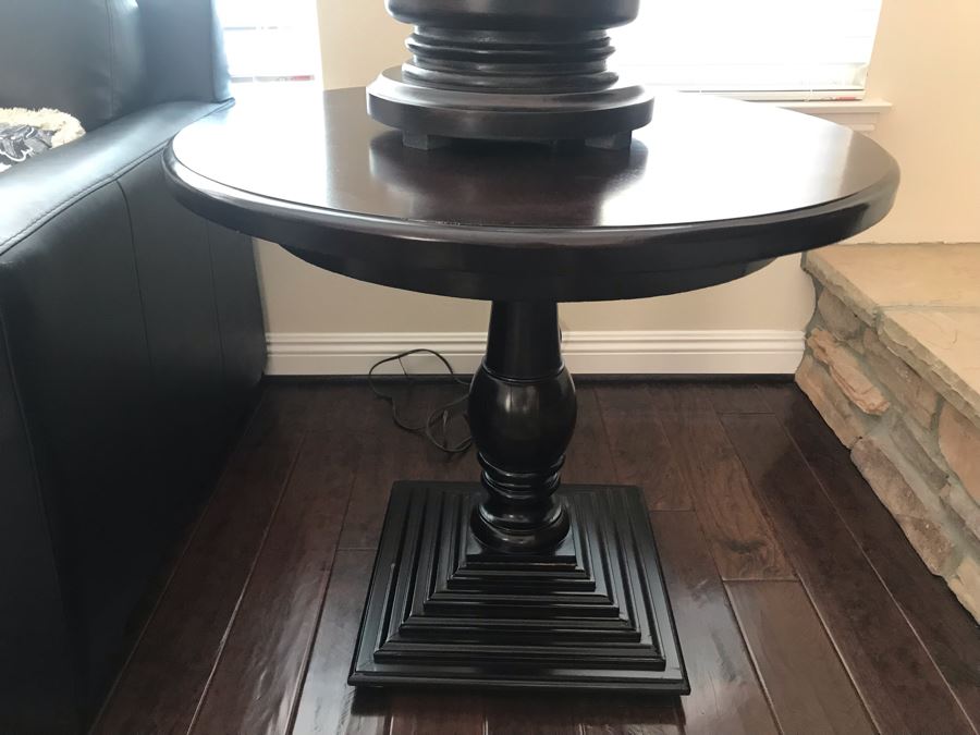 Wooden Pedestal Table 32W X 27.5H [Photo 4]