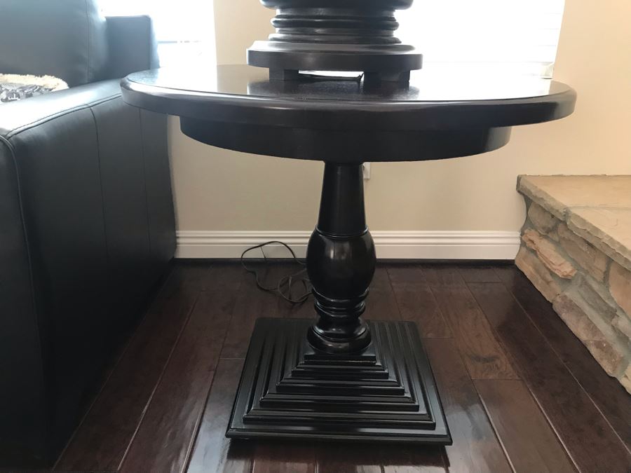 Wooden Pedestal Table 32W X 27.5H [Photo 5]