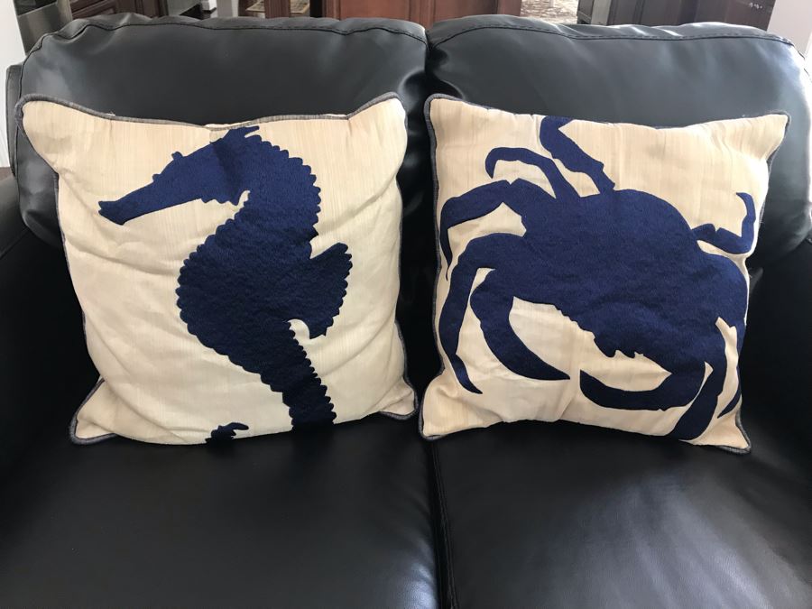 Pair Of Throw Pillows Seahorse And Crab 17W [Photo 1]