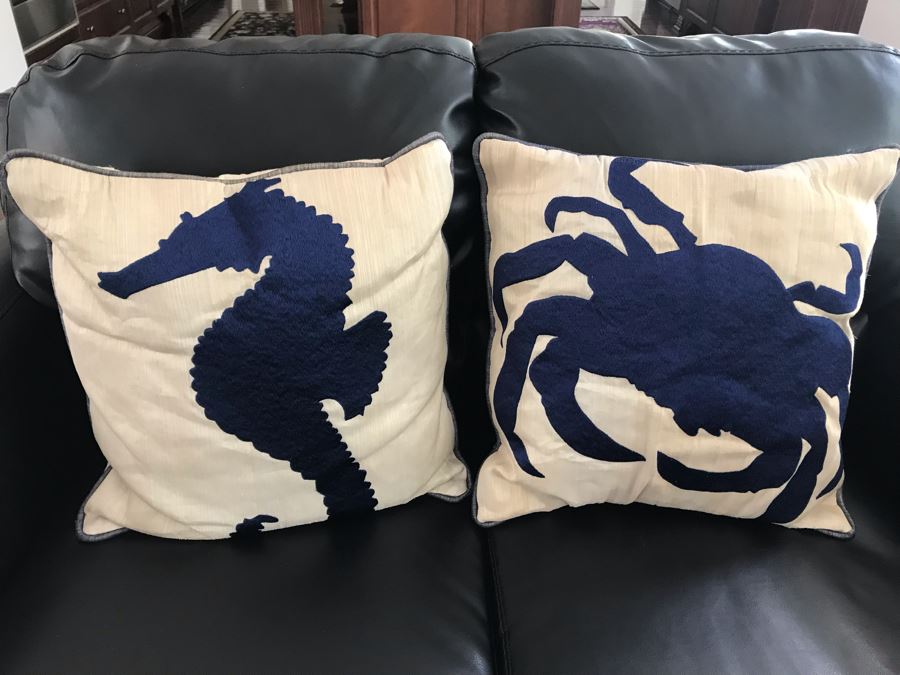 Pair Of Throw Pillows Seahorse And Crab 17W [Photo 2]