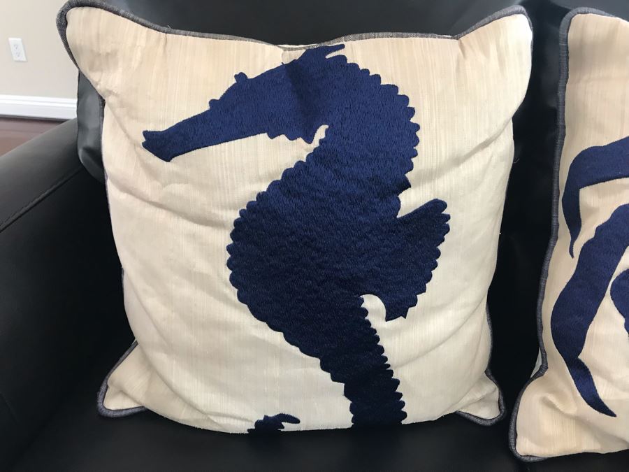 Pair Of Throw Pillows Seahorse And Crab 17W [Photo 3]