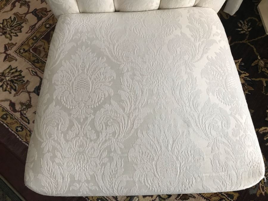 (4) Upholstered Dining Chairs By Douglas Furniture And Resin Pedestal Dining Table And Glass Top 36 X 60 [Photo 9]