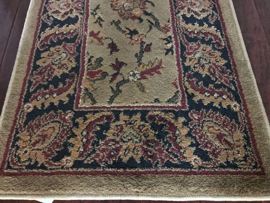 Small Area Rug With Olefin Yarn 26 X 43 [Photo 3]