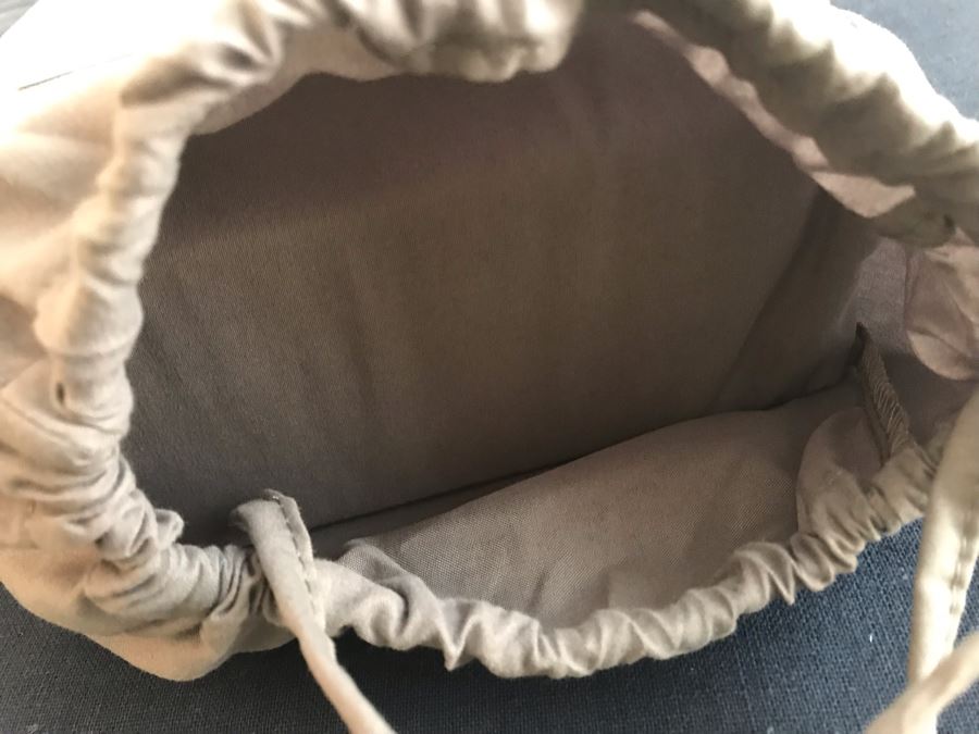 New Full Sheets Set By Huntington Home: 1 Flat Sheet, 1 Fitted Sheet, 2 Pillowcases [Photo 3]