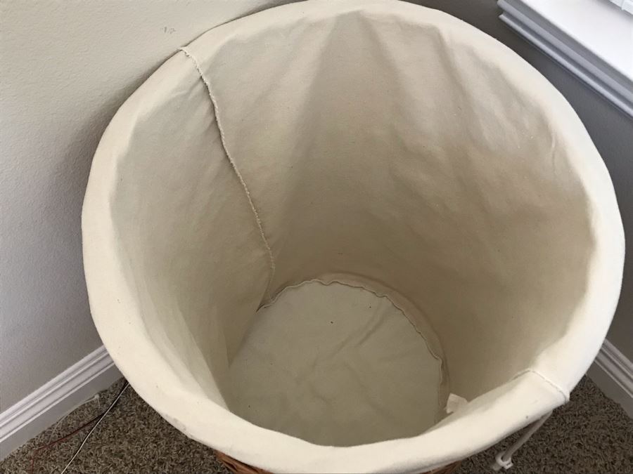 Wicker Laundry Basket 20W X 24H [Photo 4]
