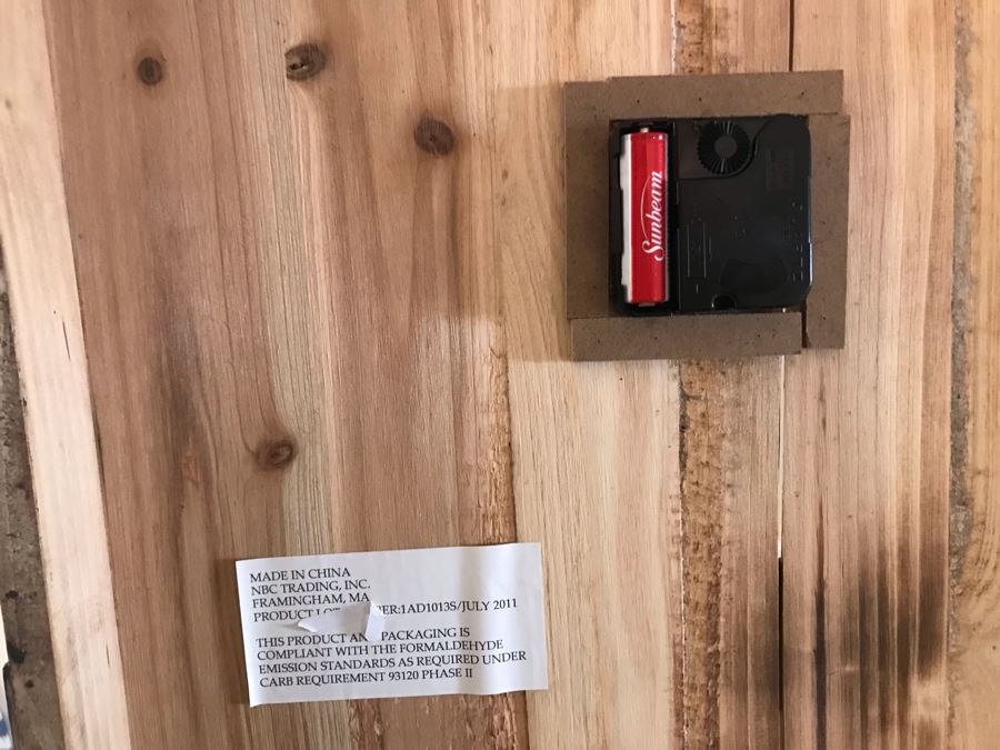 Quartz Wall Clock 16 X 16 [Photo 3]