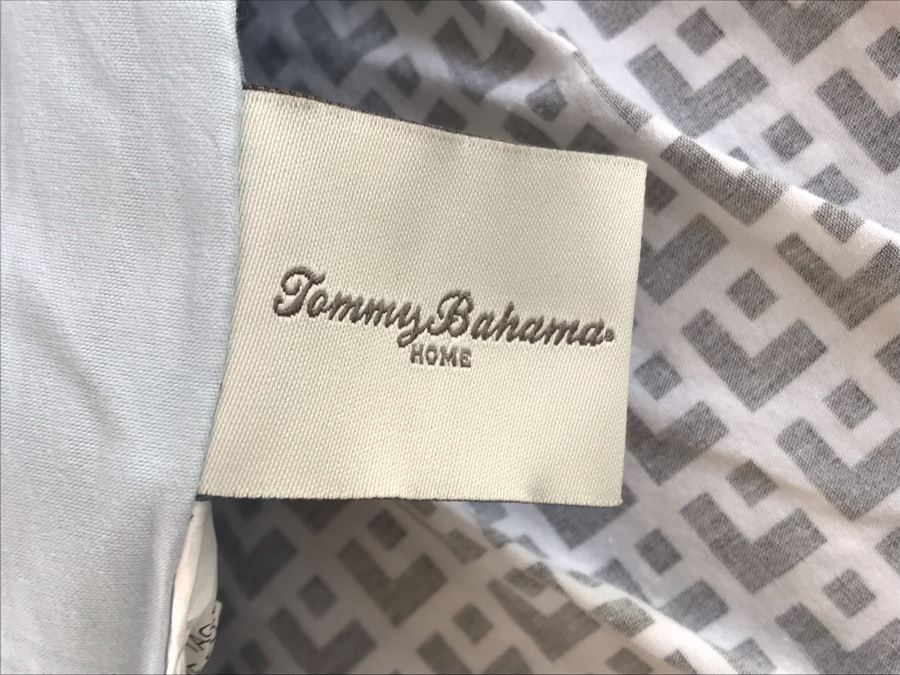 Kathy Ireland Home Bedroom Furniture Set Includes: California King Size Bed With Lady Americana Bamboo Mattress And Boxspring And Bedding, Highboy Dresser, Long Dresser And Pair Of Nightstands - See Details For Measurements [Photo 29]