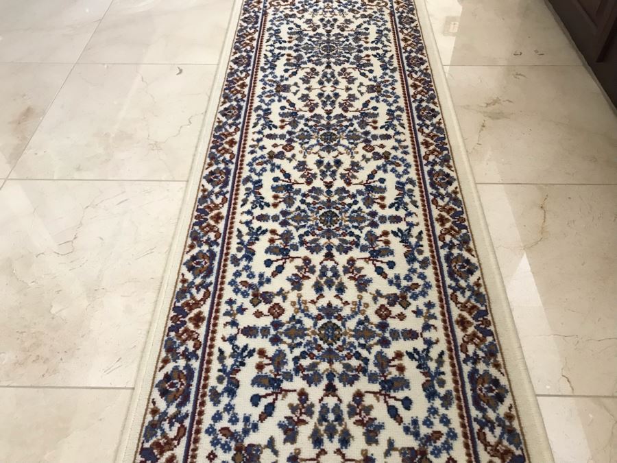 Belgium Area Runner Rug With Polypropylene Yarn 22' X 7'1' [Photo 4]