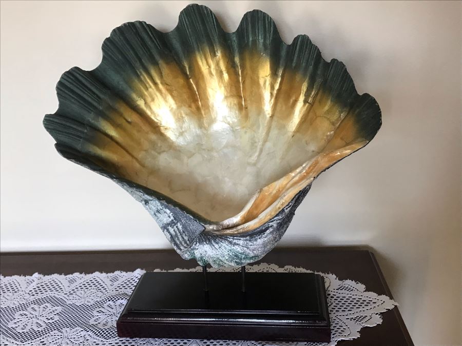 Large Faux Seashell On Stand By Palecek 24W