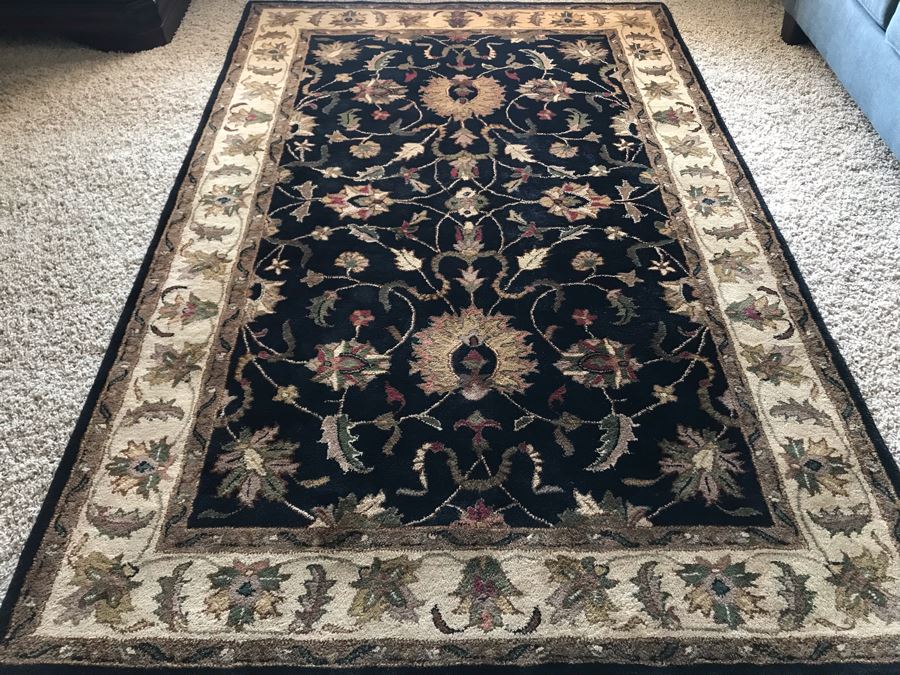 Ashley Furniture 100% Wool Pile Area Rug 5' X 7'9' [Photo 3]