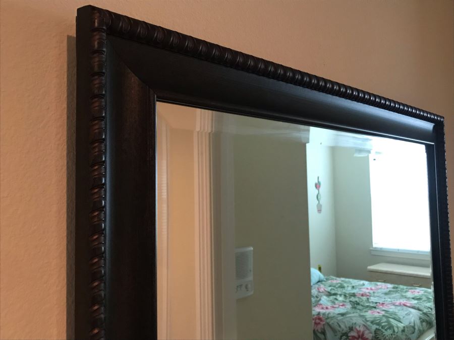 Beveled Glass Wall Mirror 28 X 40 [Photo 3]