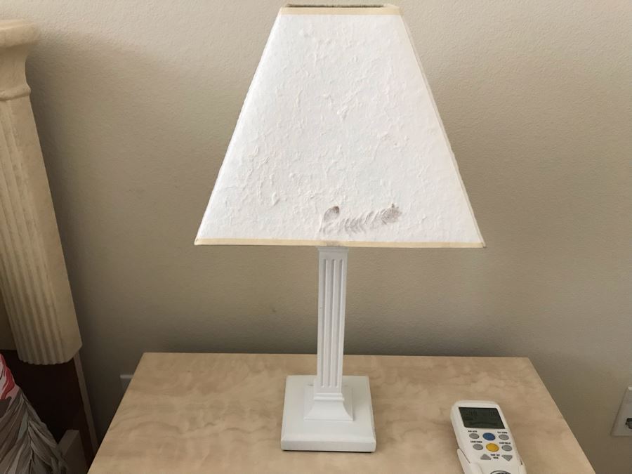 Pair Of Matching Table Lamps (Both Lamps Are Same Color) 21H [Photo 4]