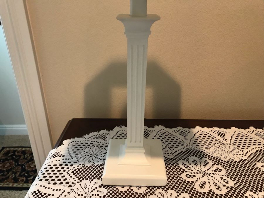 Pair Of Matching Table Lamps (Both Lamps Are Same Color) 21H [Photo 6]