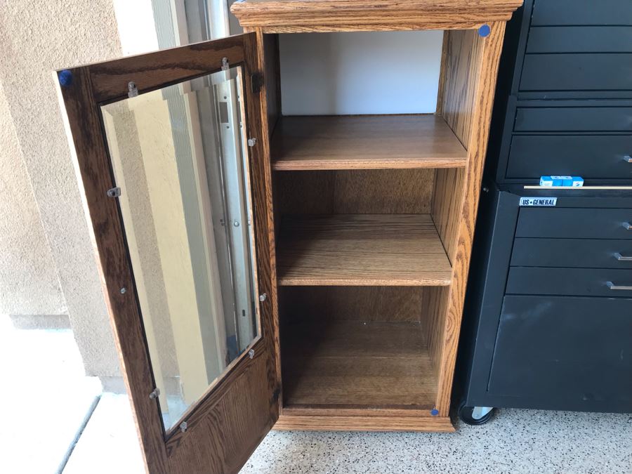 Oak Cabinet 22W X 17.5D X 46H [Photo 3]