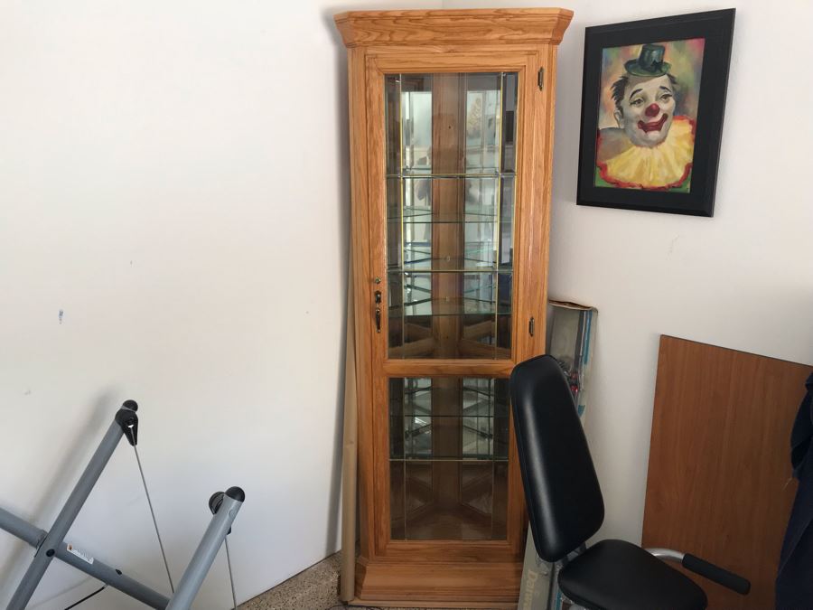 Oak Corner Curio Display Cabinet Lockable With Key 25W X 15D X 78H [Photo 2]