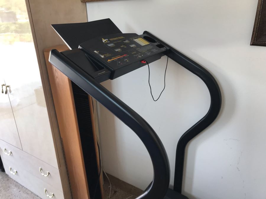 Athletech Performance Treadmill [Photo 2]