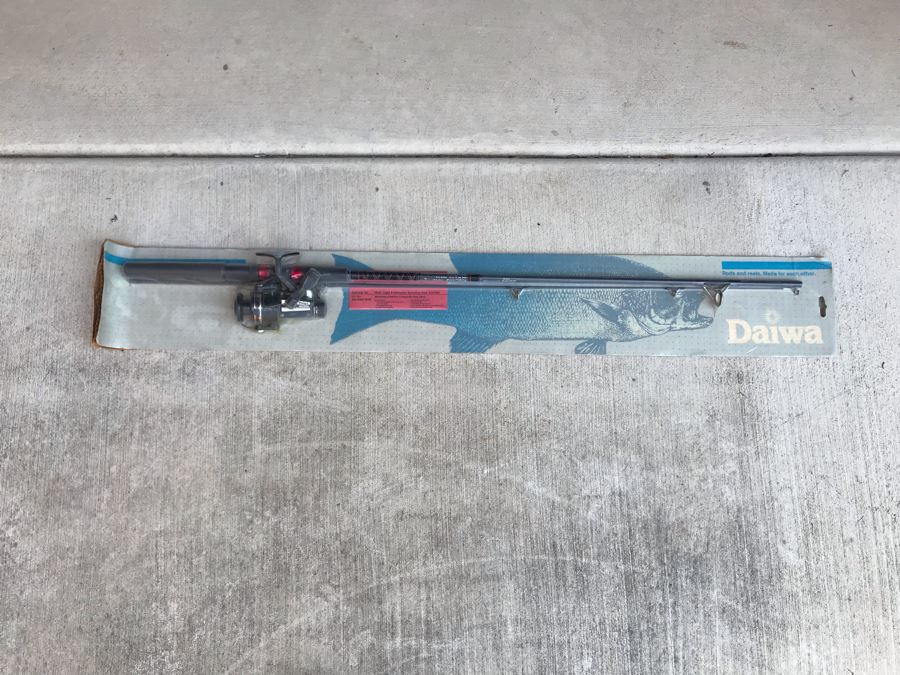 New Daiwa Graphite Fishing Rod And Reel Freshwater Spinning Kit [Photo 1]