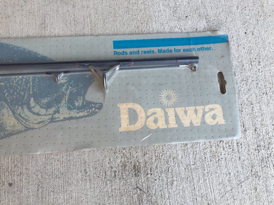 New Daiwa Graphite Fishing Rod And Reel Freshwater Spinning Kit [Photo 4]