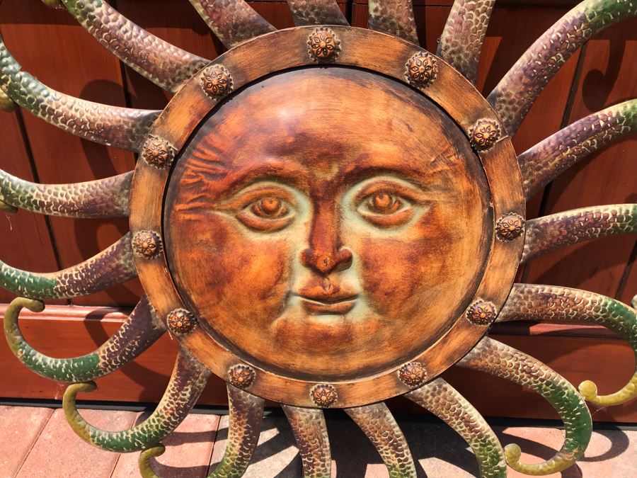 Large Metal Sun Wall Decor 33W [Photo 3]