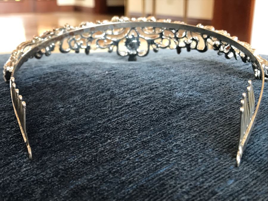 Crystal Tiara Crown [Photo 6]