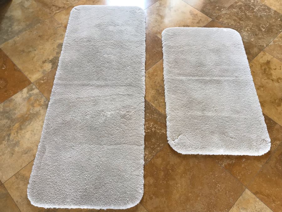 Bathroom Runner 60 X 24 And Mat 40 X 24 [Photo 2]