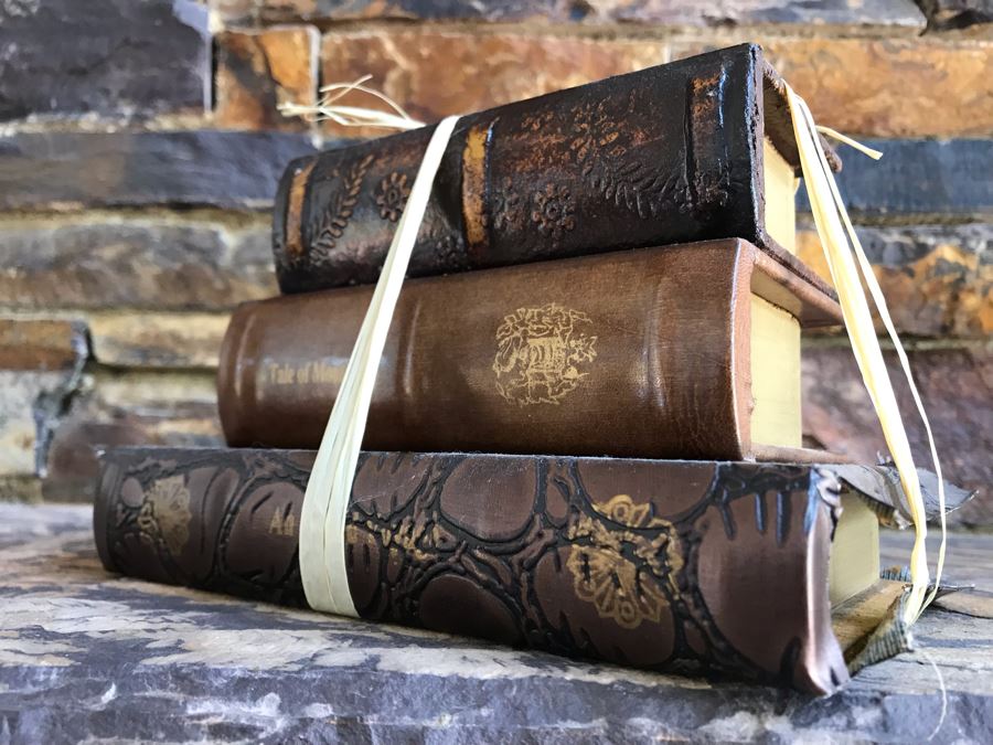 Decorative Faux Antique Books [Photo 3]