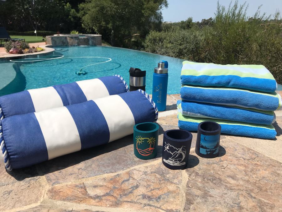 Beach Pool Lot With (4) Beach Towels, (2) Pillows, (3) Drink Koozies Can Coolers, Water Bottle And Travel Coffee Cup [Photo 3]