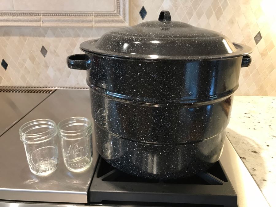 Canner Canning Stock Pot With (2) Canning Jars [Photo 3]