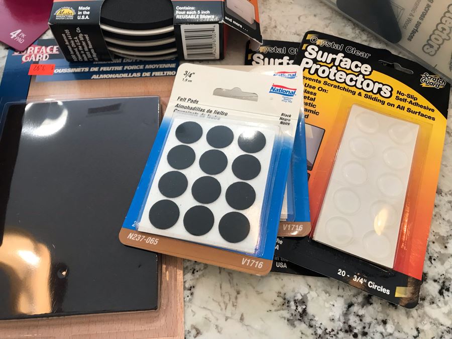 Lot Of Furniture Sliders, Felt Pads And Surface Protectors [Photo 6]