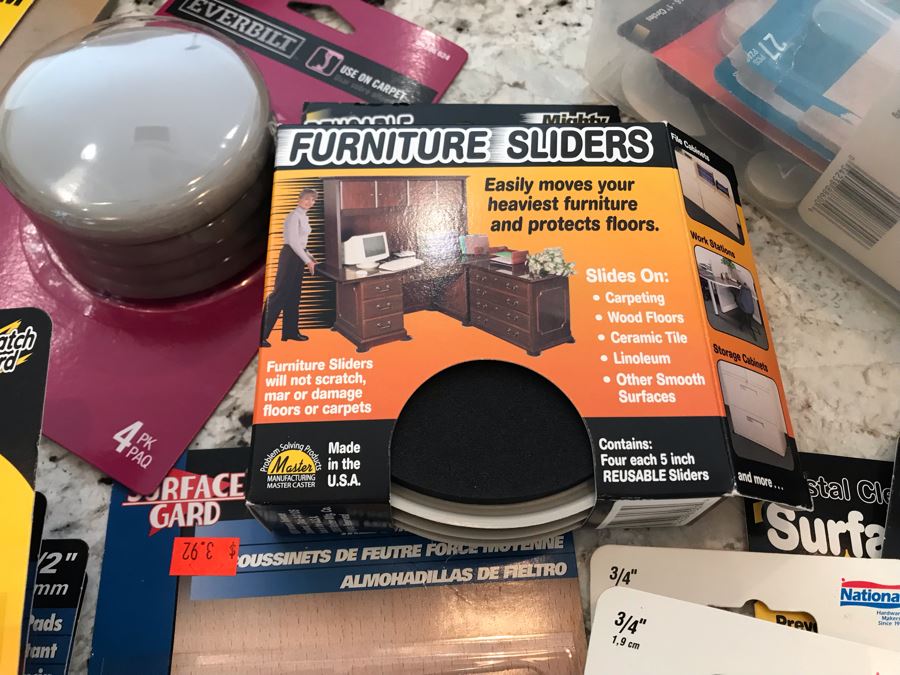 Lot Of Furniture Sliders, Felt Pads And Surface Protectors [Photo 5]