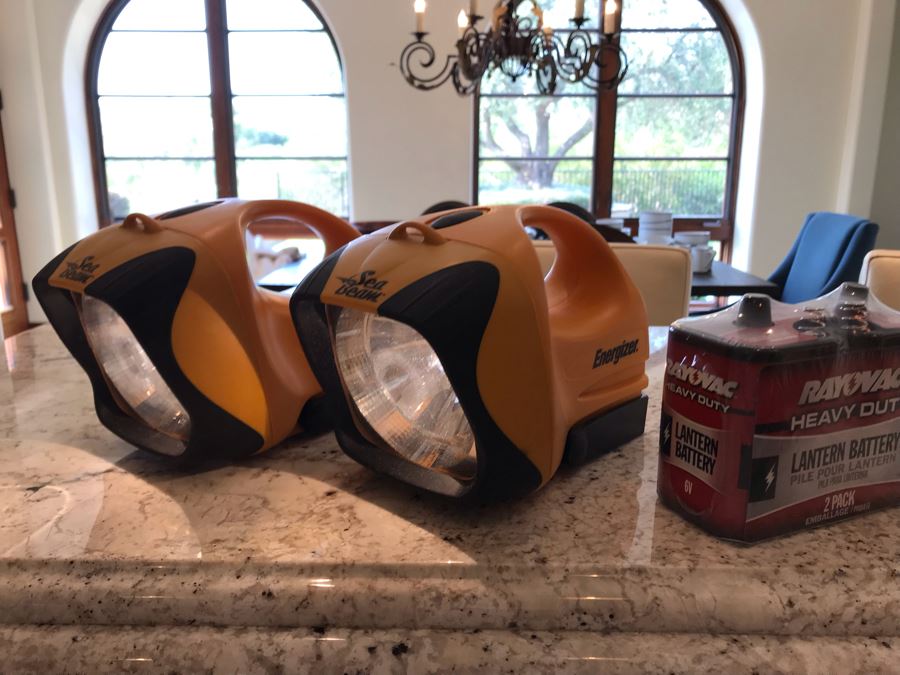Pair Of Energizer Sea Beam Waterproof  Flashlights And New Rayovac Heavy Duty 2 Pack Lantern Batteries [Photo 2]